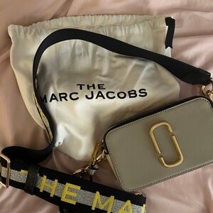 The snapshot croosbody bag